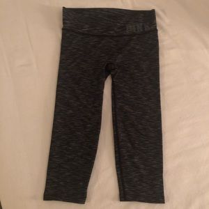 Victoria’s Secret PINK Grey/Black Capris Leggings